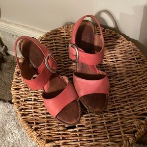 Soft red leather Born wedges size 11